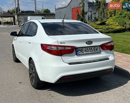Белый Киа Рио, объемом двигателя 1.4 л и пробегом 140 тыс. км за 8900 $, фото 5 на Automoto.ua