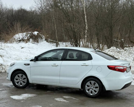 Белый Киа Рио, объемом двигателя 1.4 л и пробегом 54 тыс. км за 9400 $, фото 6 на Automoto.ua