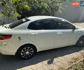 Белый Киа Рио, объемом двигателя 1.4 л и пробегом 94 тыс. км за 8700 $, фото 2 на Automoto.ua