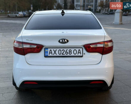 Белый Киа Рио, объемом двигателя 1.4 л и пробегом 185 тыс. км за 6700 $, фото 9 на Automoto.ua
