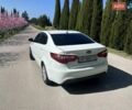 Белый Киа Рио, объемом двигателя 1.59 л и пробегом 185 тыс. км за 8000 $, фото 2 на Automoto.ua