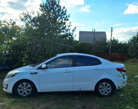 Білий Кіа Ріо, об'ємом двигуна 1.4 л та пробігом 265 тис. км за 5713 $, фото 2 на Automoto.ua