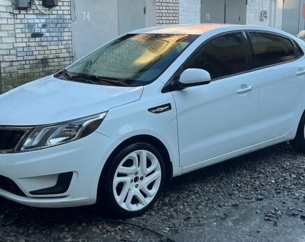 Белый Киа Рио, объемом двигателя 1.4 л и пробегом 178 тыс. км за 6800 $, фото 1 на Automoto.ua