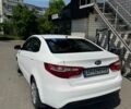 Белый Киа Рио, объемом двигателя 1.4 л и пробегом 238 тыс. км за 5500 $, фото 5 на Automoto.ua