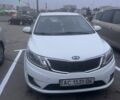 Білий Кіа Ріо, об'ємом двигуна 1.4 л та пробігом 180 тис. км за 8000 $, фото 1 на Automoto.ua