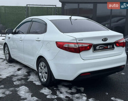 Белый Киа Рио, объемом двигателя 1.4 л и пробегом 162 тыс. км за 7500 $, фото 3 на Automoto.ua