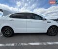 Белый Киа Рио, объемом двигателя 1.4 л и пробегом 125 тыс. км за 6500 $, фото 5 на Automoto.ua