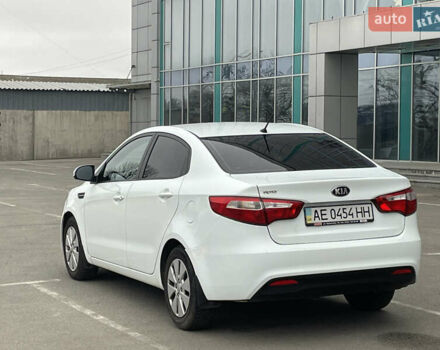 Білий Кіа Ріо, об'ємом двигуна 1.6 л та пробігом 125 тис. км за 8200 $, фото 3 на Automoto.ua