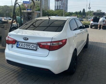 Белый Киа Рио, объемом двигателя 1.4 л и пробегом 255 тыс. км за 7000 $, фото 2 на Automoto.ua