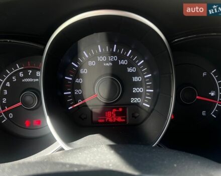 Белый Киа Рио, объемом двигателя 1.4 л и пробегом 176 тыс. км за 7500 $, фото 11 на Automoto.ua