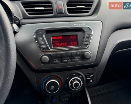 Білий Кіа Ріо, об'ємом двигуна 1.4 л та пробігом 139 тис. км за 8200 $, фото 45 на Automoto.ua