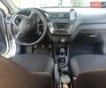 Белый Киа Рио, объемом двигателя 1.4 л и пробегом 156 тыс. км за 6300 $, фото 2 на Automoto.ua