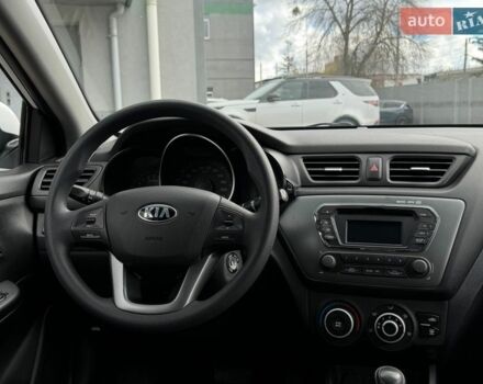 Білий Кіа Ріо, об'ємом двигуна 1.4 л та пробігом 139 тис. км за 8200 $, фото 42 на Automoto.ua