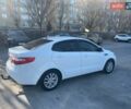 Белый Киа Рио, объемом двигателя 1.4 л и пробегом 216 тыс. км за 7400 $, фото 16 на Automoto.ua