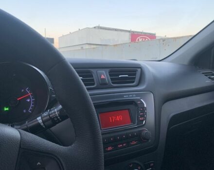 Белый Киа Рио, объемом двигателя 1.4 л и пробегом 87 тыс. км за 8555 $, фото 4 на Automoto.ua