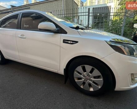 Білий Кіа Ріо, об'ємом двигуна 1.4 л та пробігом 214 тис. км за 6600 $, фото 5 на Automoto.ua