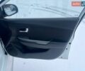 Белый Киа Рио, объемом двигателя 1.4 л и пробегом 125 тыс. км за 8300 $, фото 25 на Automoto.ua