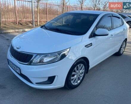 Белый Киа Рио, объемом двигателя 1.4 л и пробегом 216 тыс. км за 7400 $, фото 3 на Automoto.ua