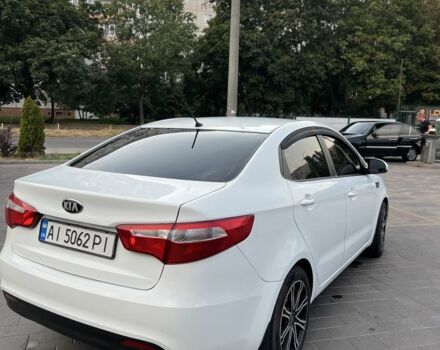 Белый Киа Рио, объемом двигателя 1.6 л и пробегом 243 тыс. км за 5735 $, фото 4 на Automoto.ua