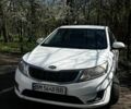 Белый Киа Рио, объемом двигателя 1.4 л и пробегом 176 тыс. км за 7200 $, фото 1 на Automoto.ua