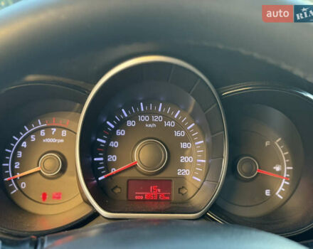 Белый Киа Рио, объемом двигателя 1.4 л и пробегом 185 тыс. км за 6700 $, фото 14 на Automoto.ua