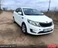 Белый Киа Рио, объемом двигателя 1.4 л и пробегом 210 тыс. км за 5500 $, фото 1 на Automoto.ua