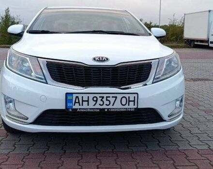 Білий Кіа Ріо, об'ємом двигуна 1.4 л та пробігом 99 тис. км за 9000 $, фото 1 на Automoto.ua