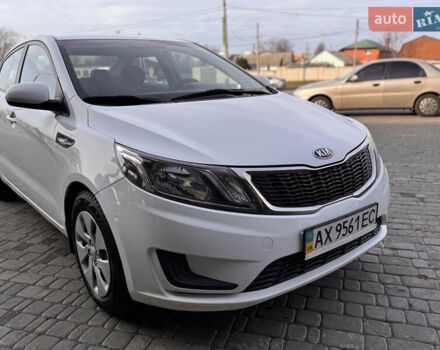 Білий Кіа Ріо, об'ємом двигуна 1.4 л та пробігом 169 тис. км за 5999 $, фото 1 на Automoto.ua