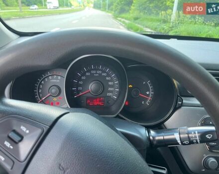 Білий Кіа Ріо, об'ємом двигуна 1.4 л та пробігом 132 тис. км за 6600 $, фото 17 на Automoto.ua