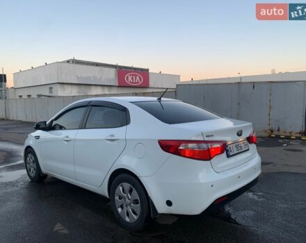 Белый Киа Рио, объемом двигателя 1.4 л и пробегом 216 тыс. км за 8555 $, фото 5 на Automoto.ua