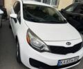 Белый Киа Рио, объемом двигателя 1.59 л и пробегом 190 тыс. км за 7500 $, фото 1 на Automoto.ua