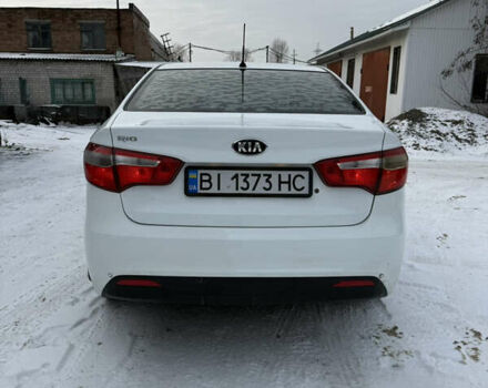 Белый Киа Рио, объемом двигателя 1.4 л и пробегом 211 тыс. км за 6950 $, фото 5 на Automoto.ua