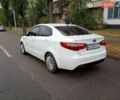 Белый Киа Рио, объемом двигателя 1.4 л и пробегом 250 тыс. км за 7800 $, фото 2 на Automoto.ua