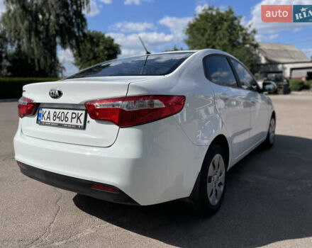 Белый Киа Рио, объемом двигателя 1.4 л и пробегом 169 тыс. км за 7500 $, фото 12 на Automoto.ua