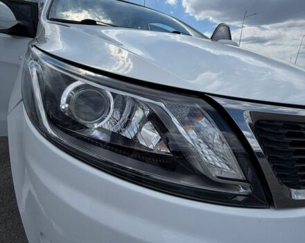 Белый Киа Рио, объемом двигателя 1.4 л и пробегом 125 тыс. км за 6500 $, фото 3 на Automoto.ua