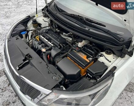 Белый Киа Рио, объемом двигателя 1.4 л и пробегом 125 тыс. км за 8300 $, фото 31 на Automoto.ua
