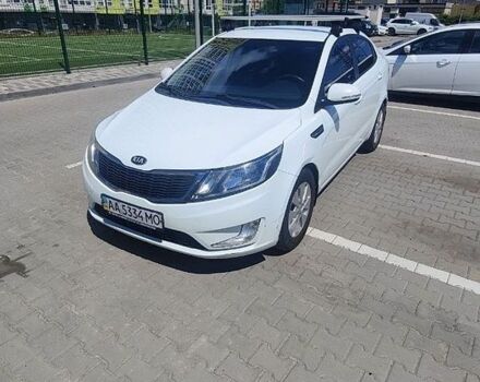 Белый Киа Рио, объемом двигателя 1.59 л и пробегом 130 тыс. км за 7400 $, фото 6 на Automoto.ua