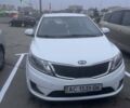 Белый Киа Рио, объемом двигателя 1.4 л и пробегом 180 тыс. км за 8000 $, фото 1 на Automoto.ua