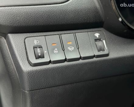Білий Кіа Ріо, об'ємом двигуна 1.6 л та пробігом 105 тис. км за 8690 $, фото 26 на Automoto.ua