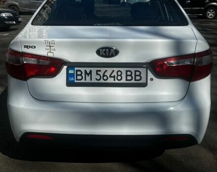 Білий Кіа Ріо, об'ємом двигуна 1.4 л та пробігом 176 тис. км за 6200 $, фото 3 на Automoto.ua