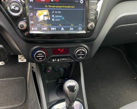 Белый Киа Рио, объемом двигателя 1.6 л и пробегом 98 тыс. км за 8900 $, фото 10 на Automoto.ua