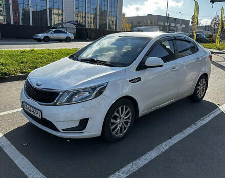 Белый Киа Рио, объемом двигателя 1.4 л и пробегом 214 тыс. км за 8300 $, фото 1 на Automoto.ua