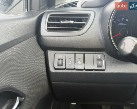 Белый Киа Рио, объемом двигателя 1.6 л и пробегом 148 тыс. км за 7800 $, фото 22 на Automoto.ua