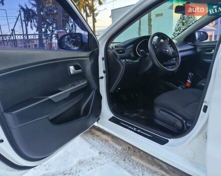 Белый Киа Рио, объемом двигателя 1.4 л и пробегом 144 тыс. км за 7700 $, фото 15 на Automoto.ua