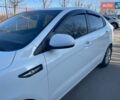 Белый Киа Рио, объемом двигателя 1.4 л и пробегом 216 тыс. км за 7400 $, фото 6 на Automoto.ua