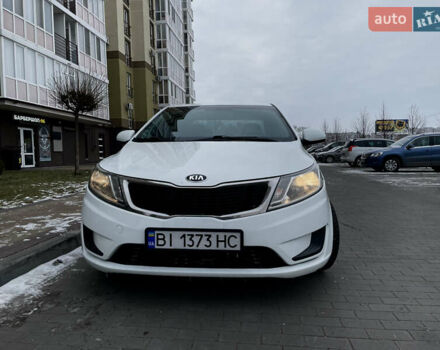 Білий Кіа Ріо, об'ємом двигуна 1.4 л та пробігом 210 тис. км за 6050 $, фото 1 на Automoto.ua