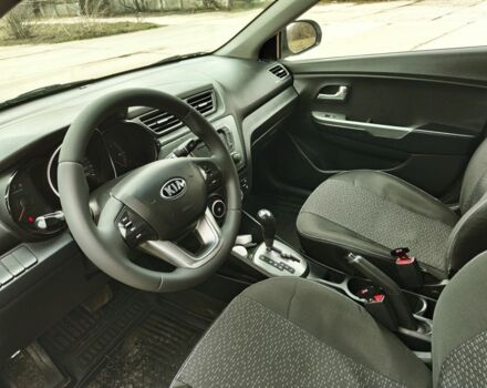 Белый Киа Рио, объемом двигателя 1.4 л и пробегом 155 тыс. км за 8300 $, фото 3 на Automoto.ua