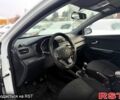 Білий Кіа Ріо, об'ємом двигуна 1.6 л та пробігом 14800 тис. км за 7800 $, фото 6 на Automoto.ua