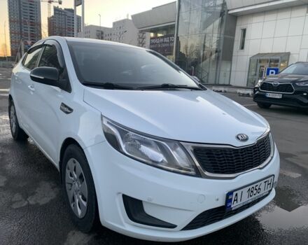 Белый Киа Рио, объемом двигателя 1.4 л и пробегом 87 тыс. км за 8555 $, фото 1 на Automoto.ua