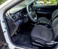 Білий Кіа Ріо, об'ємом двигуна 1.4 л та пробігом 152 тис. км за 7300 $, фото 13 на Automoto.ua